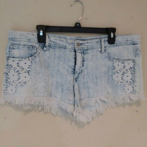 Mossimo Supply Co. Shorts - Mossimo Low Rise Bleached Fringe Floral Jean Short Mossimo Supply Co. Shorts - Mossimo Low Rise Bleached Fringe Floral Jean Short